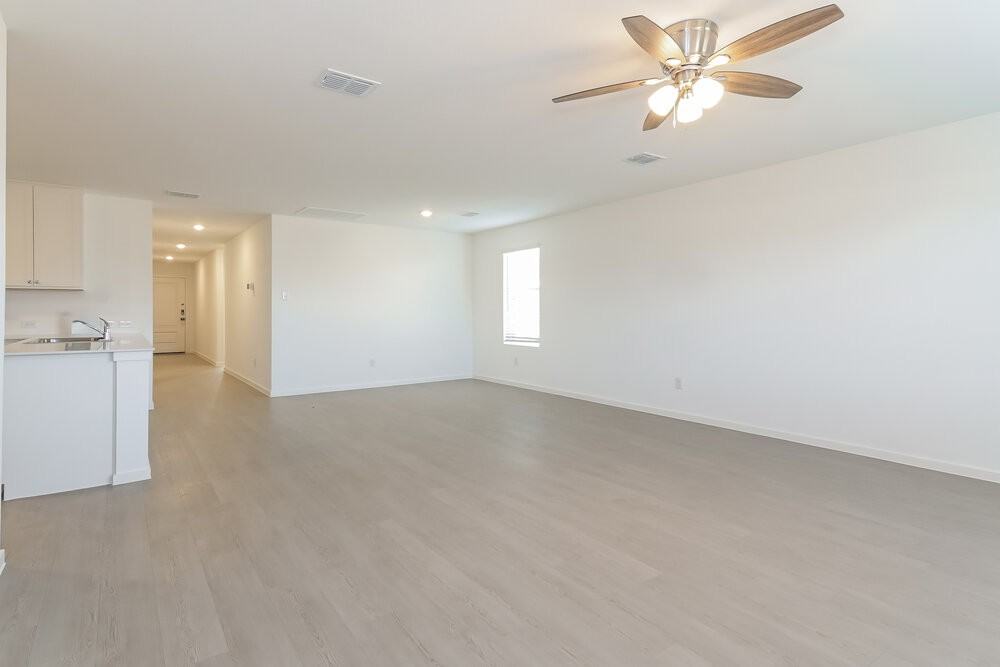 1809 Javelina St - Photo 7 of 16