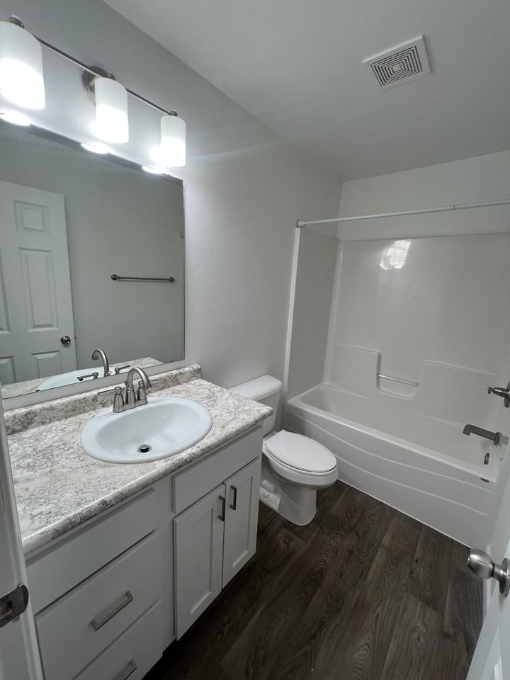 5970 36th St S - Photo 6 of 20