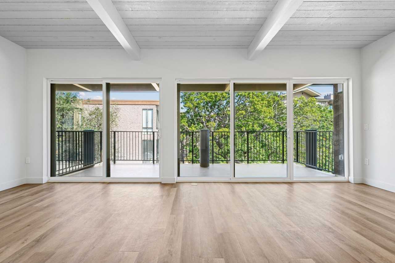 Mariners Village - Photo 7 of 22