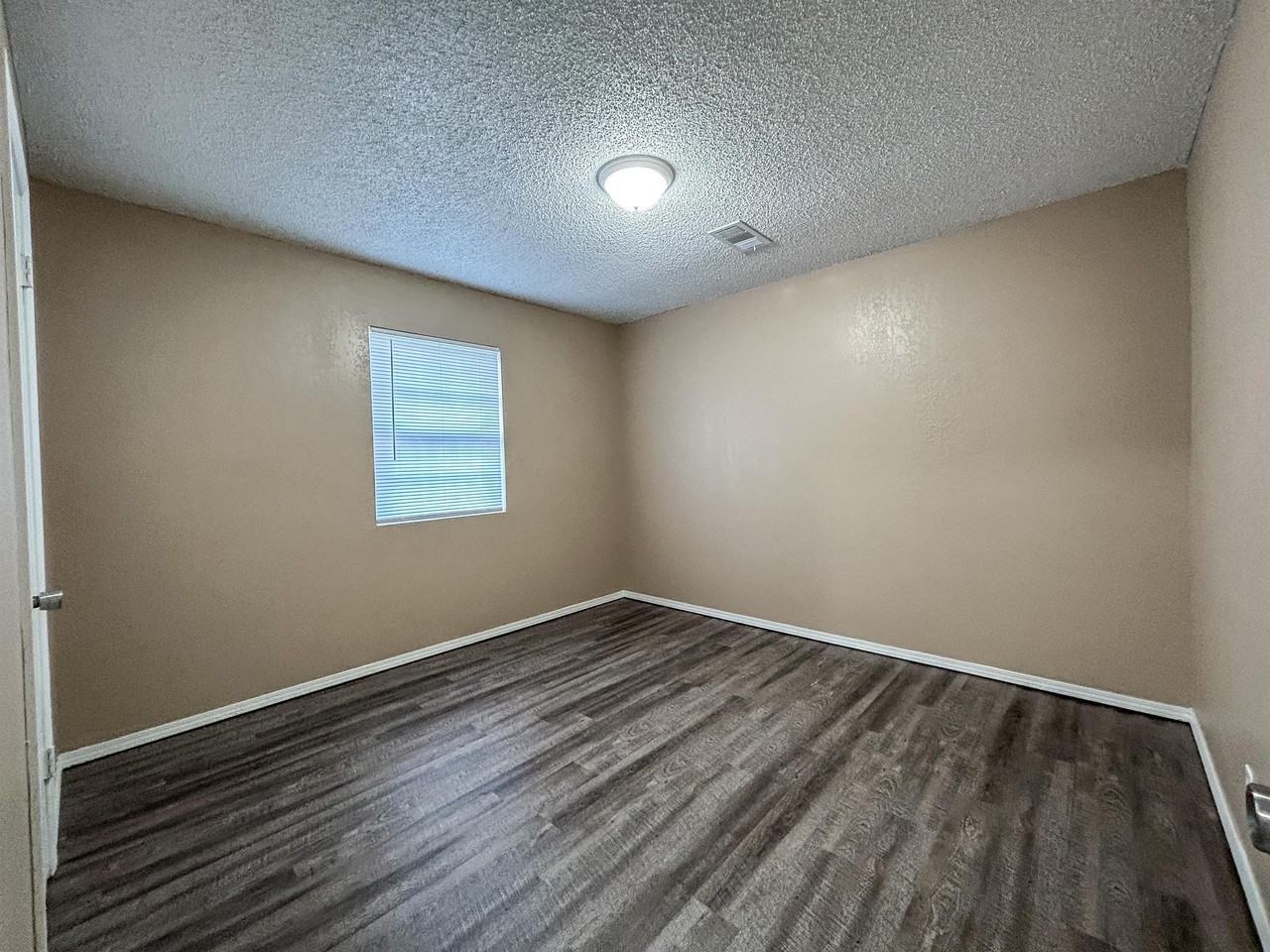 2100 Lynn Ln #A - Photo 3 of 7