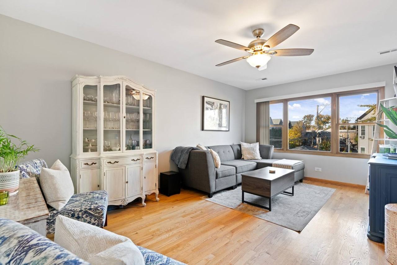 2815 North Avers Avenue #2