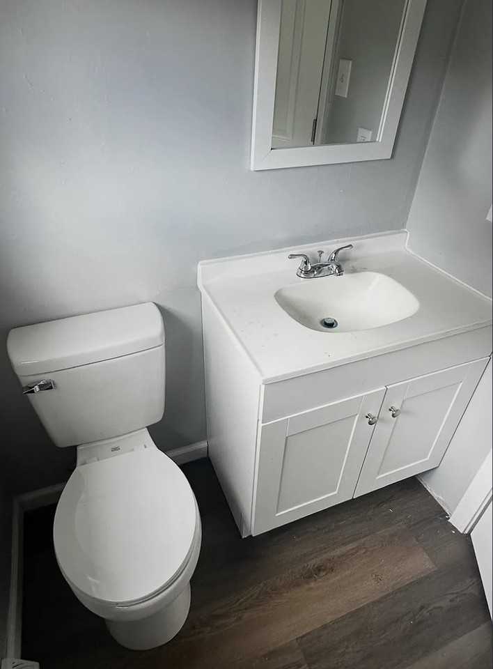 74 74 Halifax Dr #6 - Photo 4 of 9