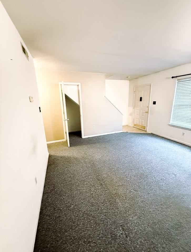 859 Vista View Ln #7 - Photo 4 of 11