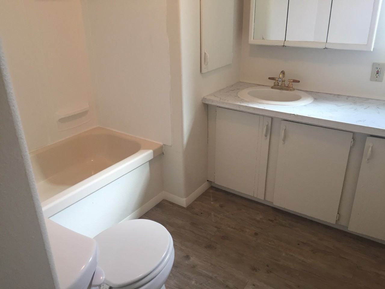 421 North Hooper Avenue #G9MH - Photo 6 of 7