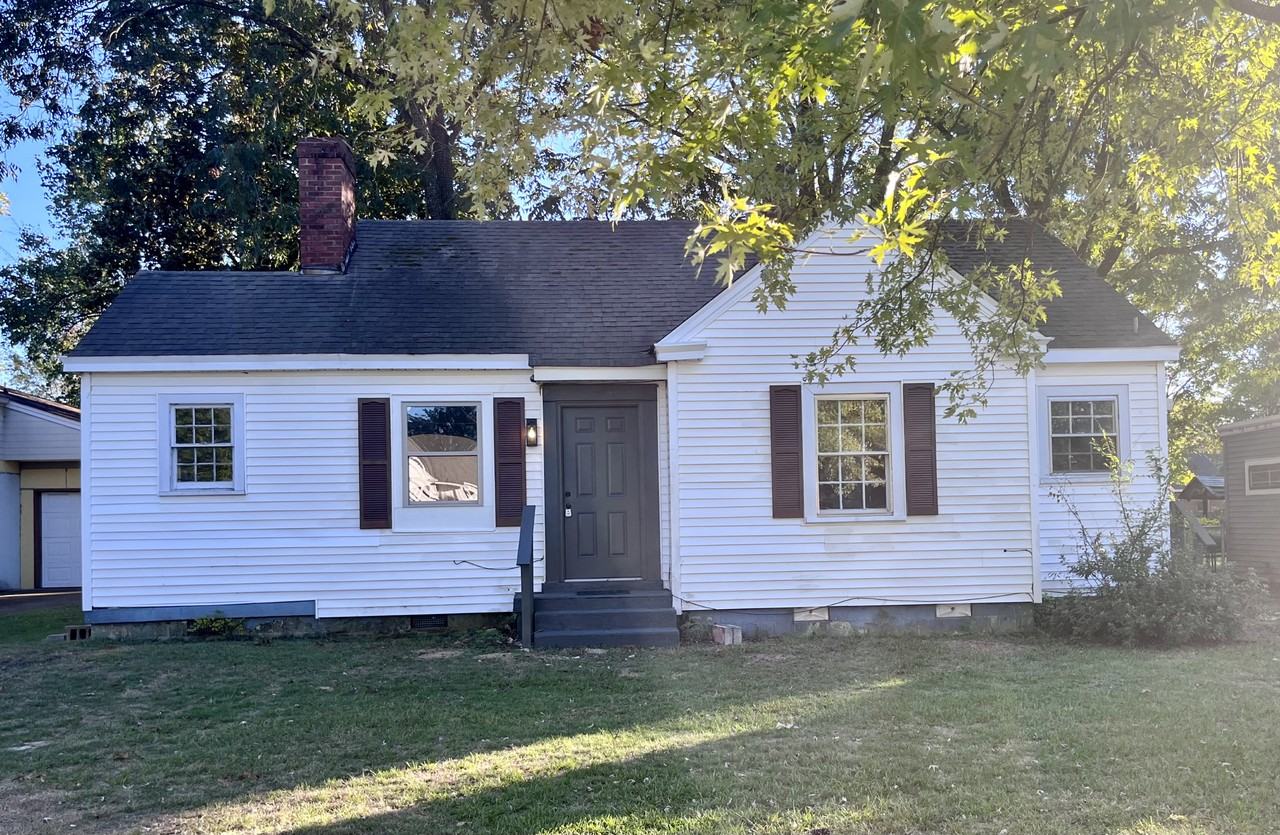 132 King St - Photo 2 of 16