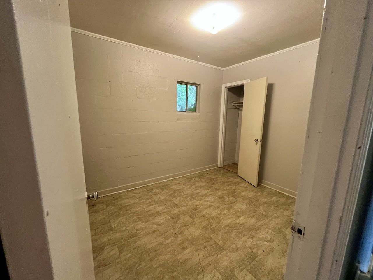 809 2nd Ave N - Photo 3 of 9