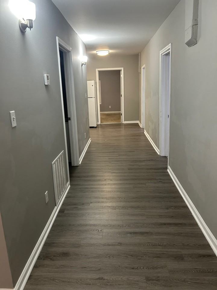 3960 Craig Ave - Photo 5 of 11