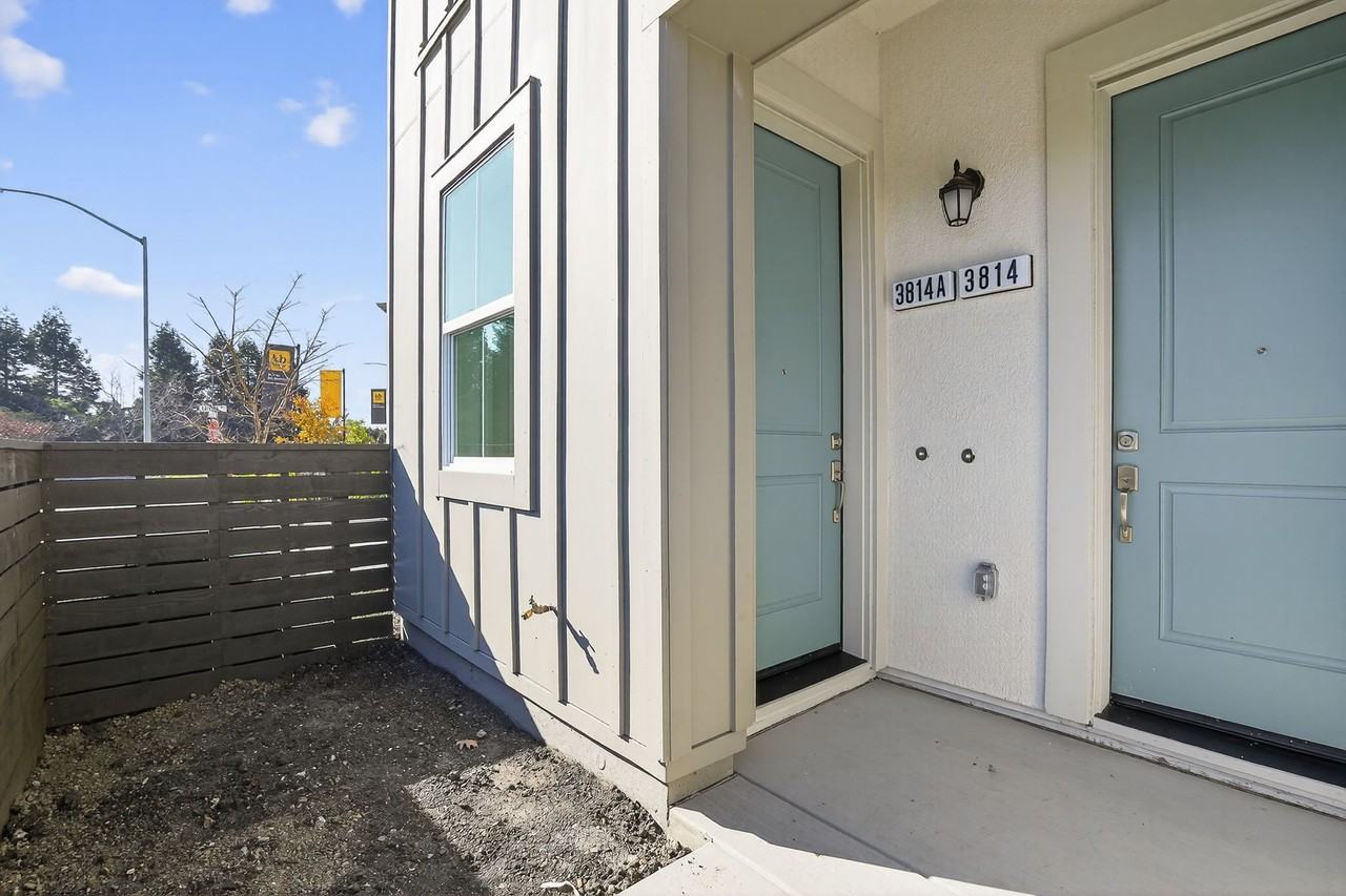 3814 Norbridge Ave #2 - Photo 6 of 16