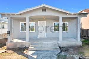 featured image of 2814 West Avenue N 4