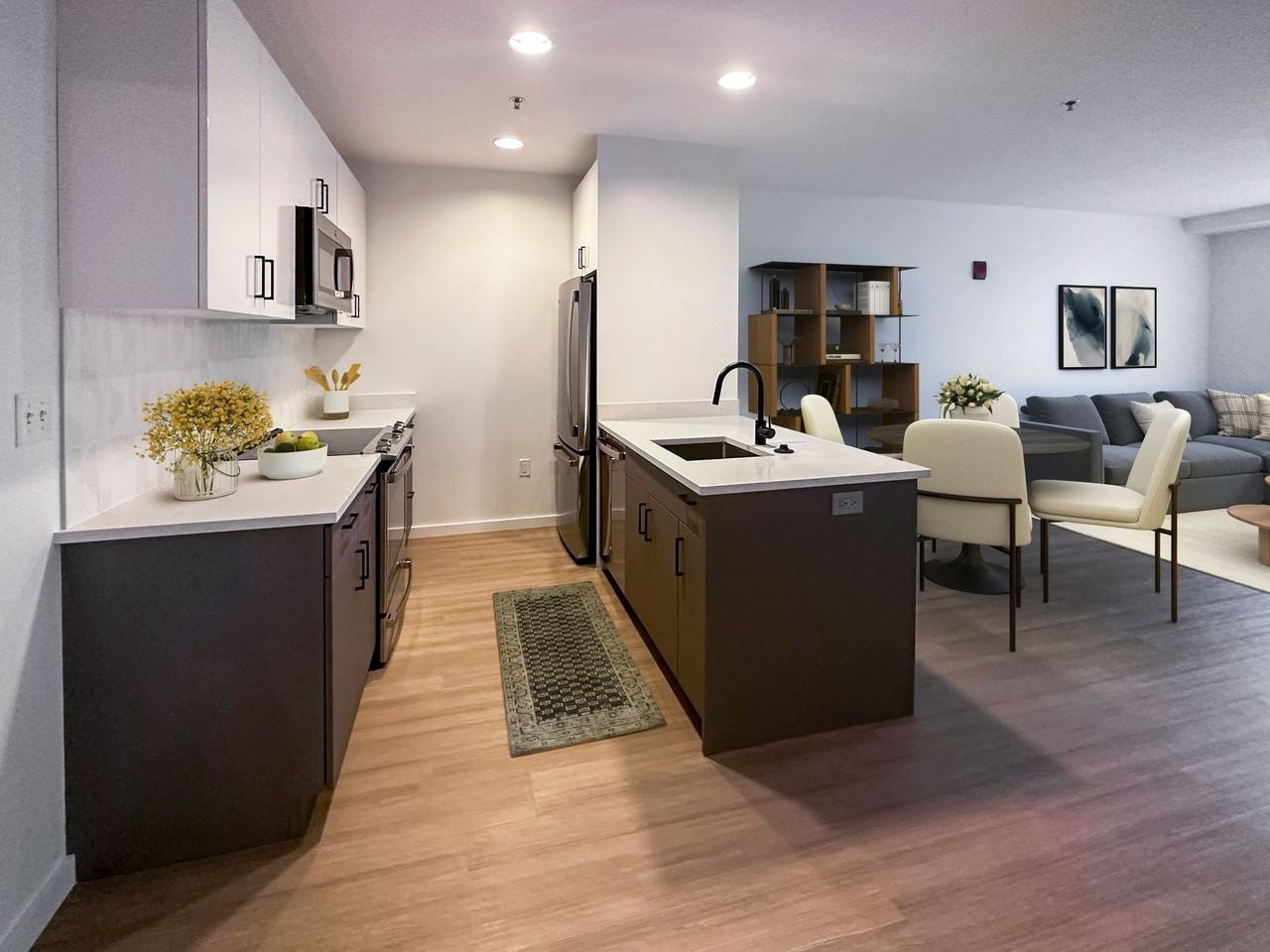 Watermark Kendall East - Photo 6 of 23