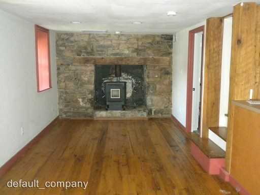 226 W Chapline St - Photo 3 of 10