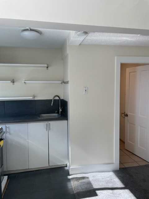 928 Southeast #3 - Photo 3 of 18