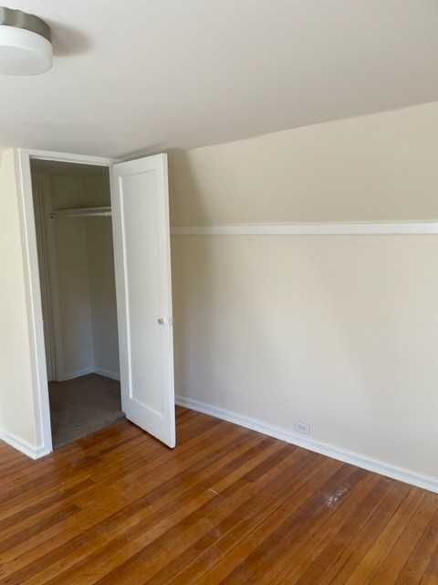 928 Southeast #3 - Photo 5 of 18