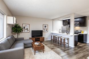 Villa Lago - Photo 1 of 1