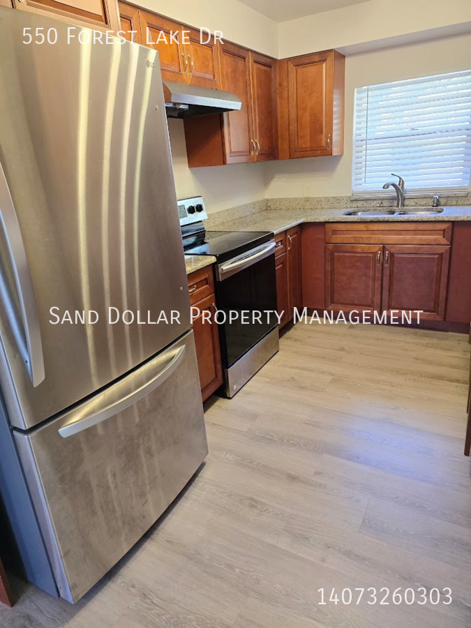 550 Forest Lake Drive - Photo 2 of 16