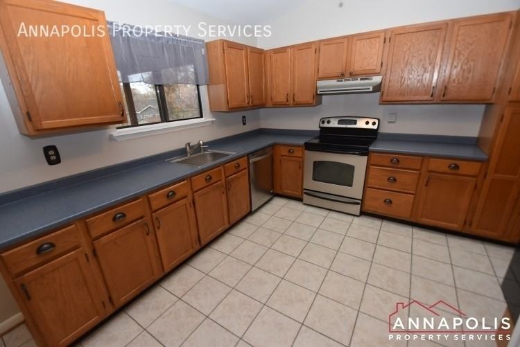 130 Dennis Rd - Photo 4 of 30