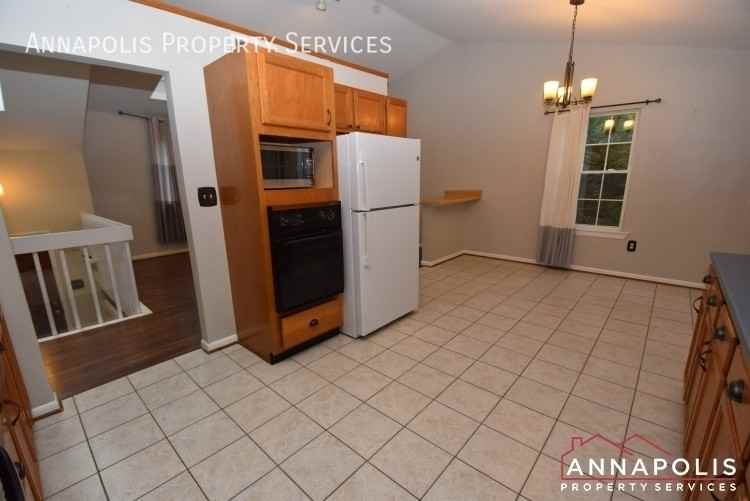 130 Dennis Rd - Photo 5 of 30