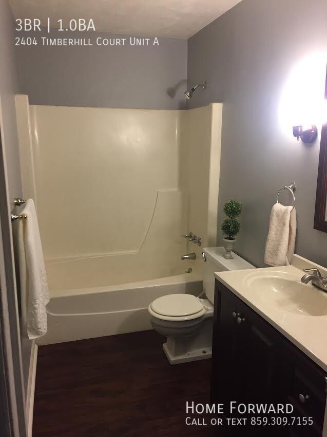 2404 Timberhill Court - Photo 5 of 12