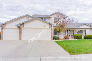 2596 South Velvet Falls Way - Photo 1 of 1