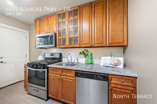 4409 Roanoke Parkway #1W - Photo 1 of 1