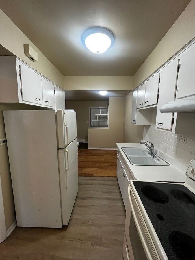 4321 S Harlem Ave #2 - Photo 3 of 9