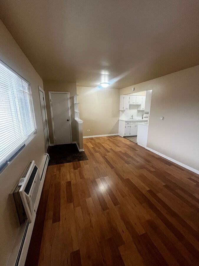 4321 S Harlem Ave #2 - Photo 6 of 9