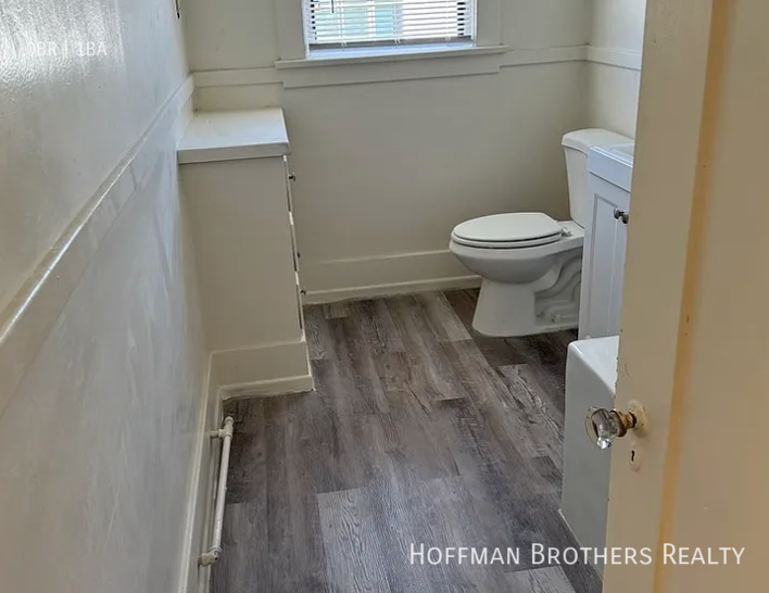 644 West 5th Street #6 - Photo 5 of 5