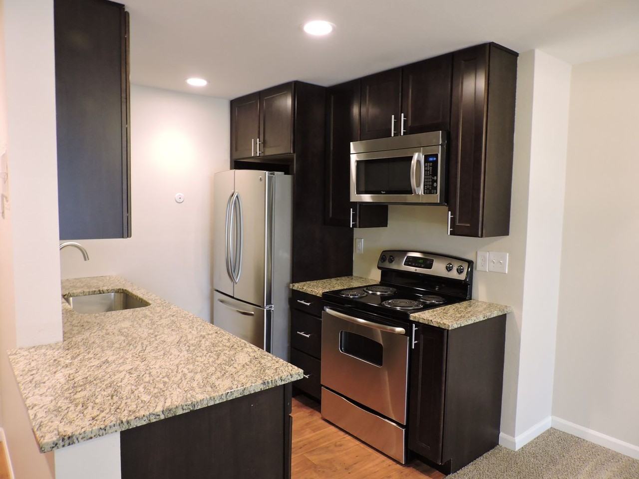 818 N Logan St. - Photo 2 of 8