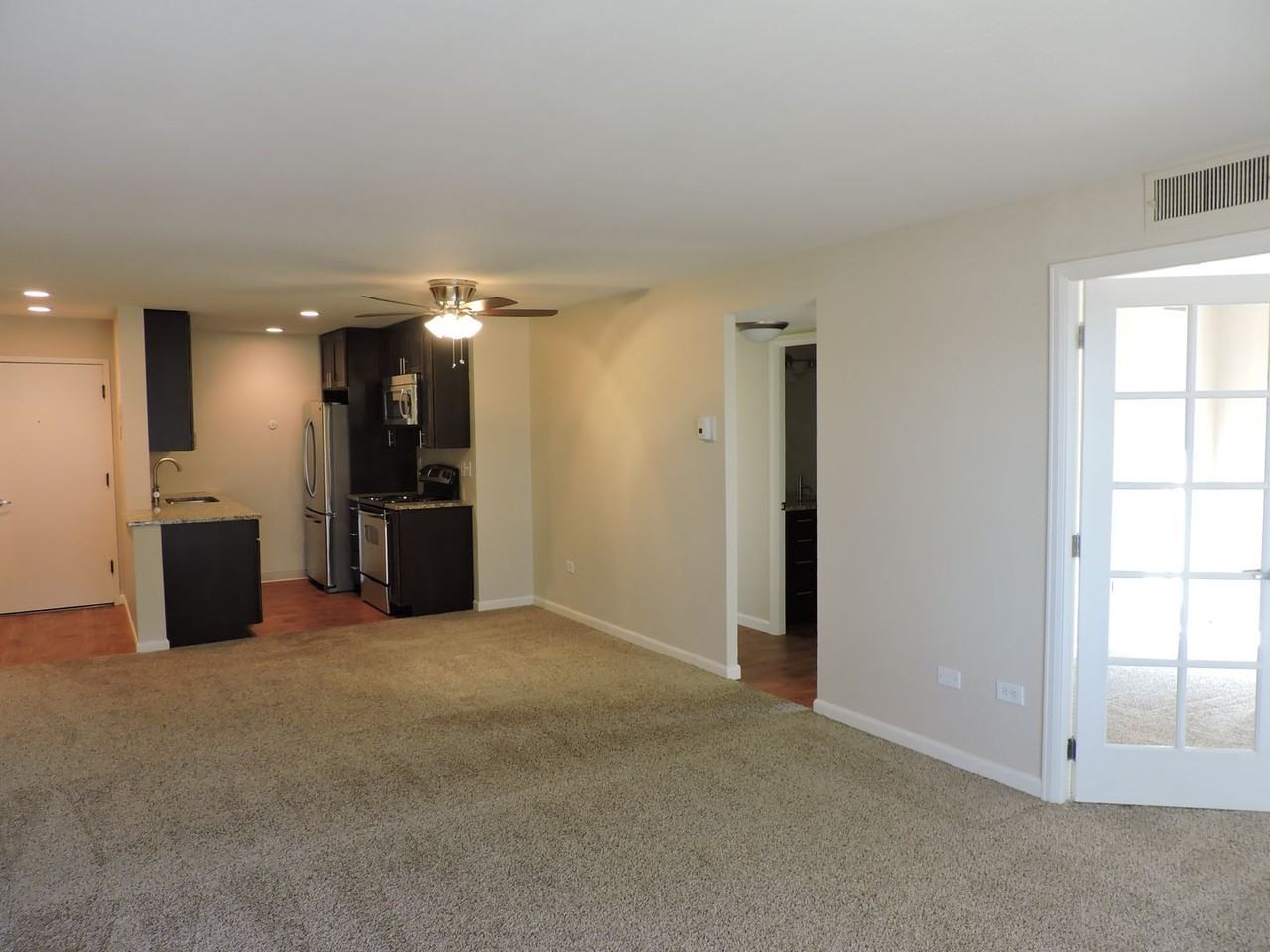 818 N Logan St. - Photo 4 of 8