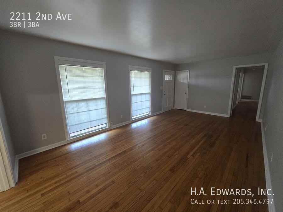 2211 2nd Avenue - Photo 7 of 16