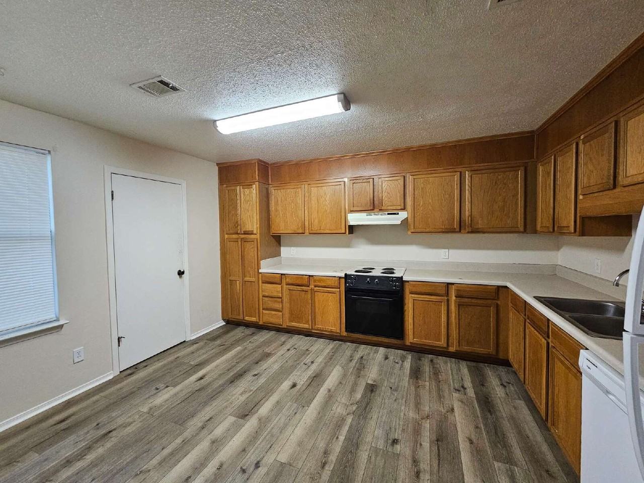 410 Deborah Ln #A - Photo 2 of 7