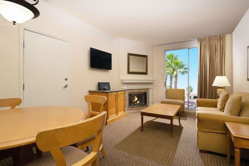 5625 West Tropicana Avenue - Photo 2 of 8