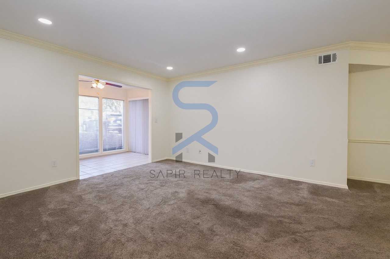 208 Natchez Trce - Photo 4 of 18