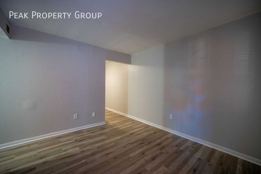 1236 Indianola Ave - Photo 6 of 14