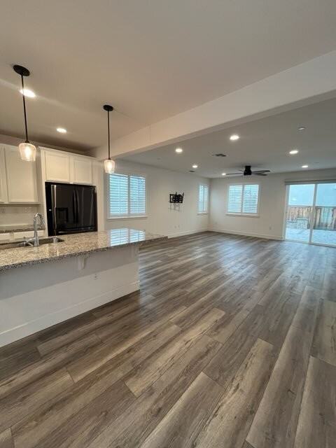 260 Natasha Avenue - Photo 2 of 18