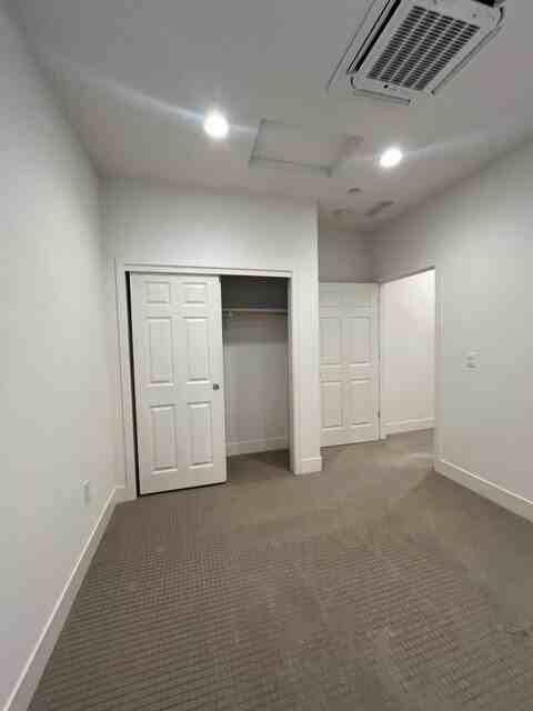 262 Natasha Avenue - Photo 5 of 8