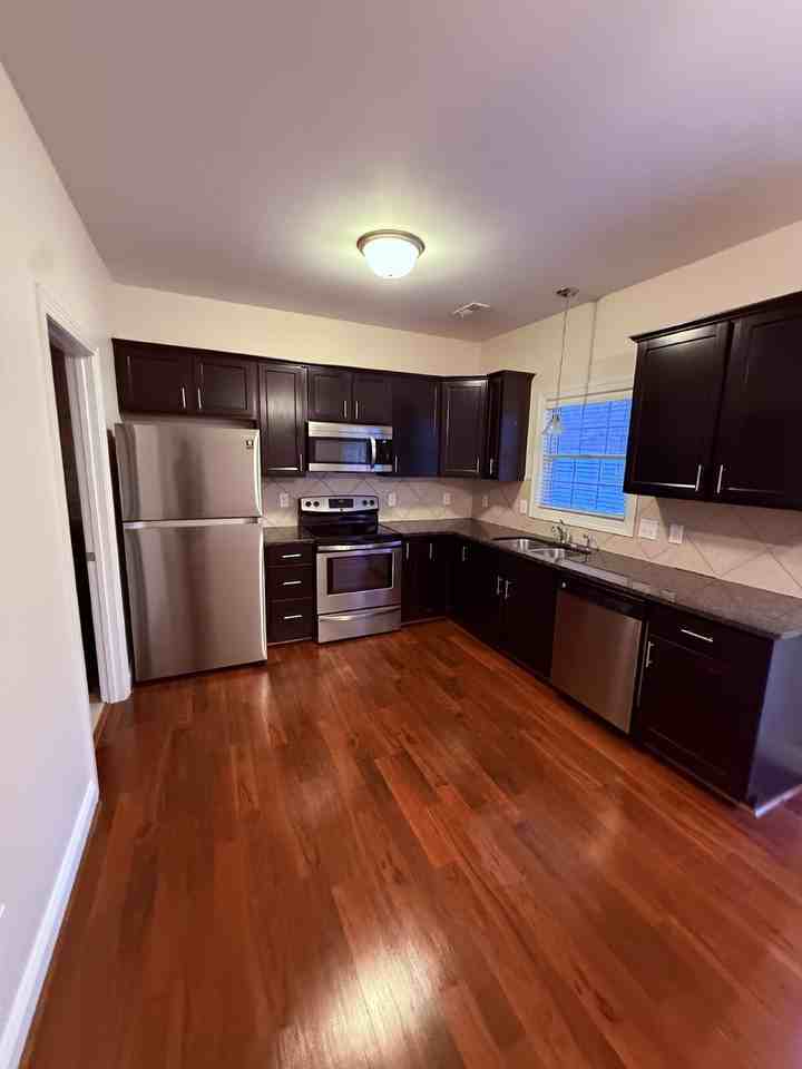 2009 Lakeside Dr #414 - Photo 2 of 11