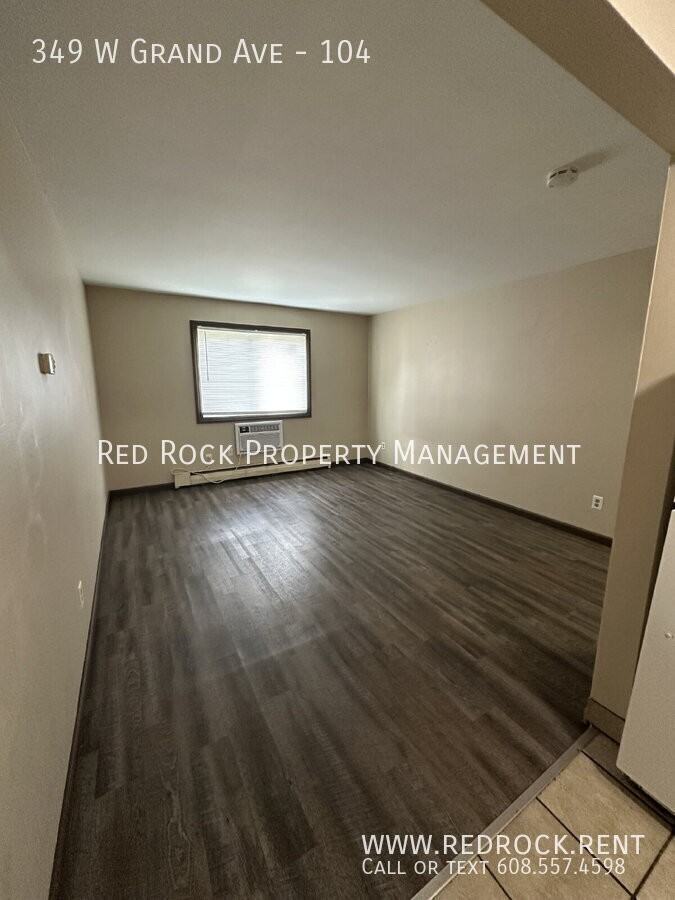 349 W Grand Ave #104 - Photo 2 of 7