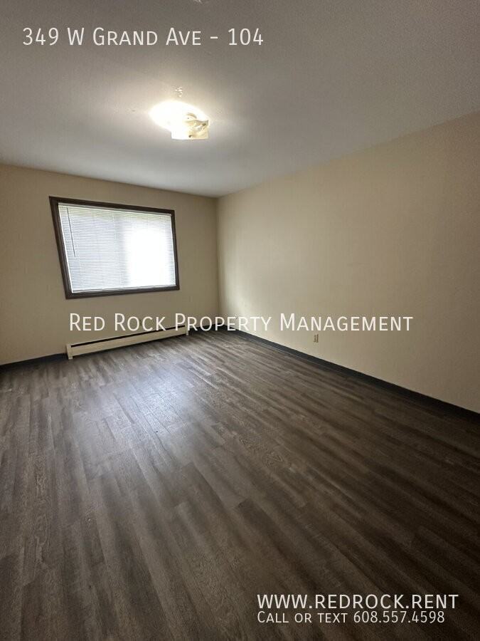 349 W Grand Ave #104 - Photo 7 of 7