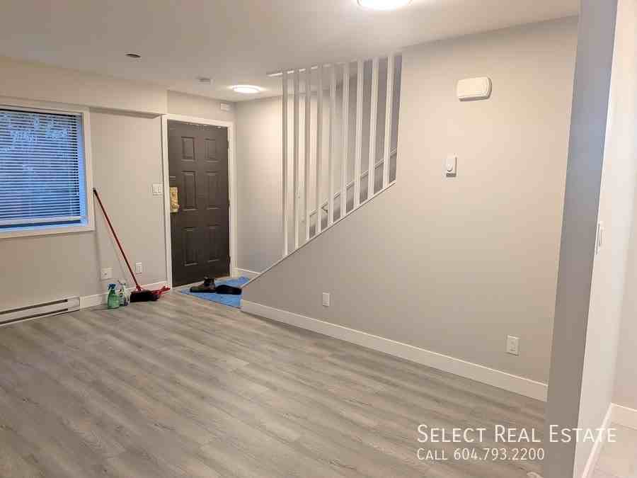 5662 Vedder Rd #15 - Photo 3 of 9