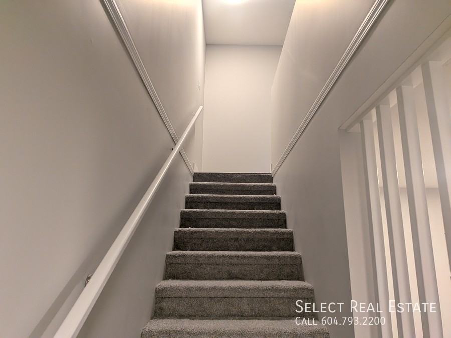 5662 Vedder Rd #15 - Photo 5 of 9