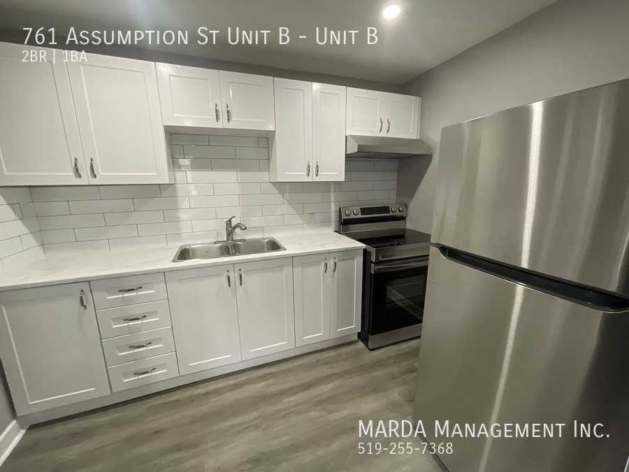 761 Assumption Street #B - Photo 6 of 14