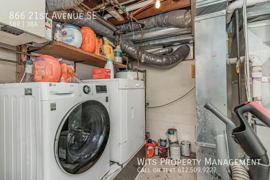 866 21st Ave Se - Photo 3 of 25