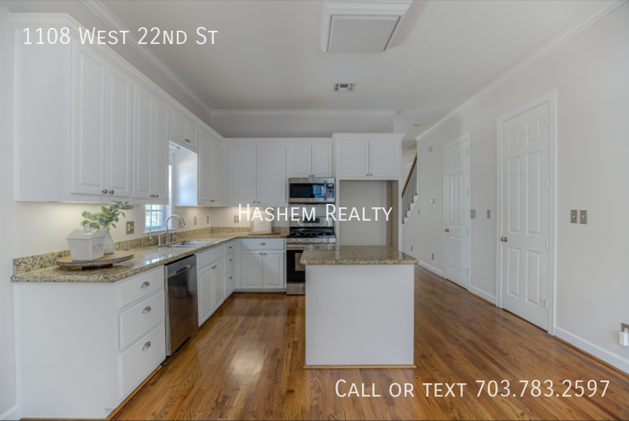 1108 W 22nd St - Photo 3 of 31