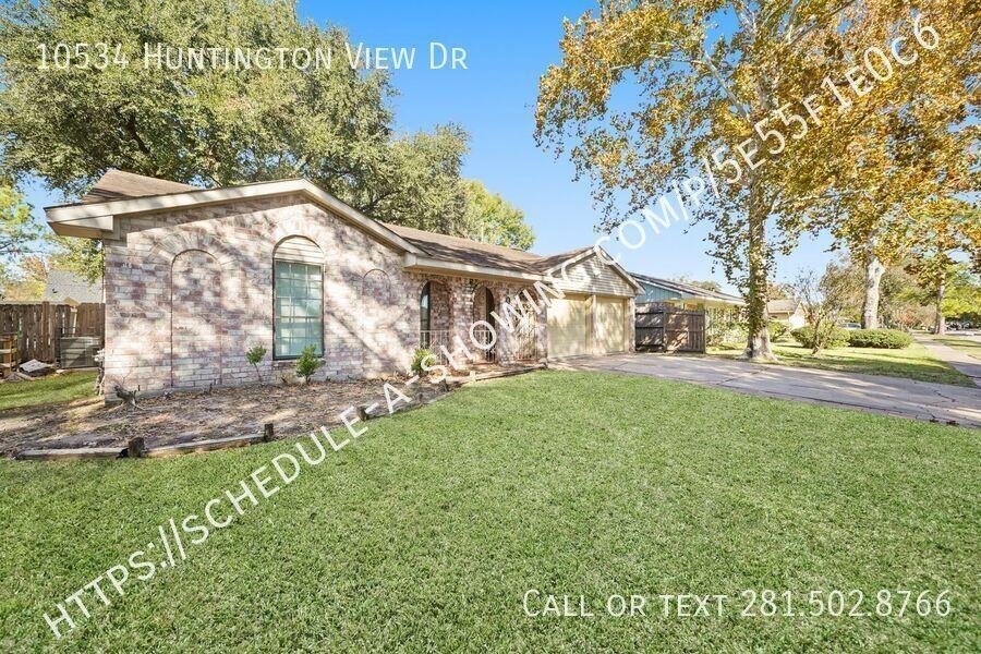 10534 Huntington View Drive - Photo 2 of 13