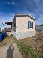 featured image of 689 Mills Dr