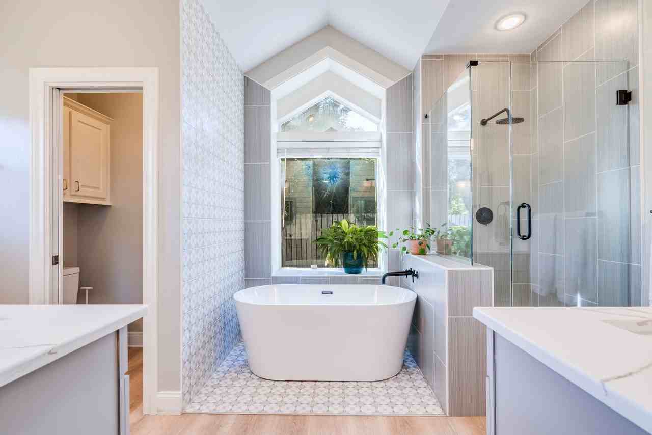 106 Rupen Court - Photo 3 of 32