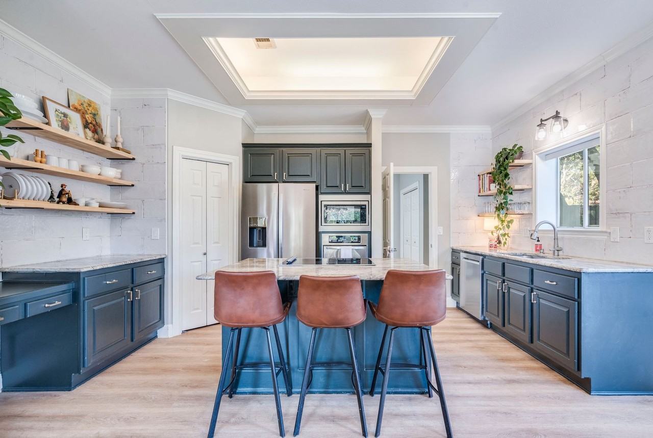 106 Rupen Court - Photo 7 of 32