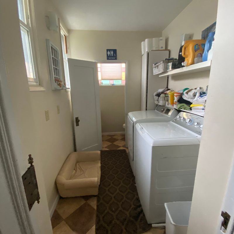 531 Pelly Avenue North - Photo 3 of 15