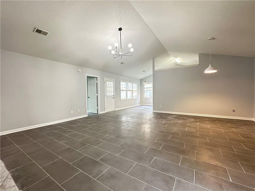 510 Heathgate Drive - Photo 2 of 16